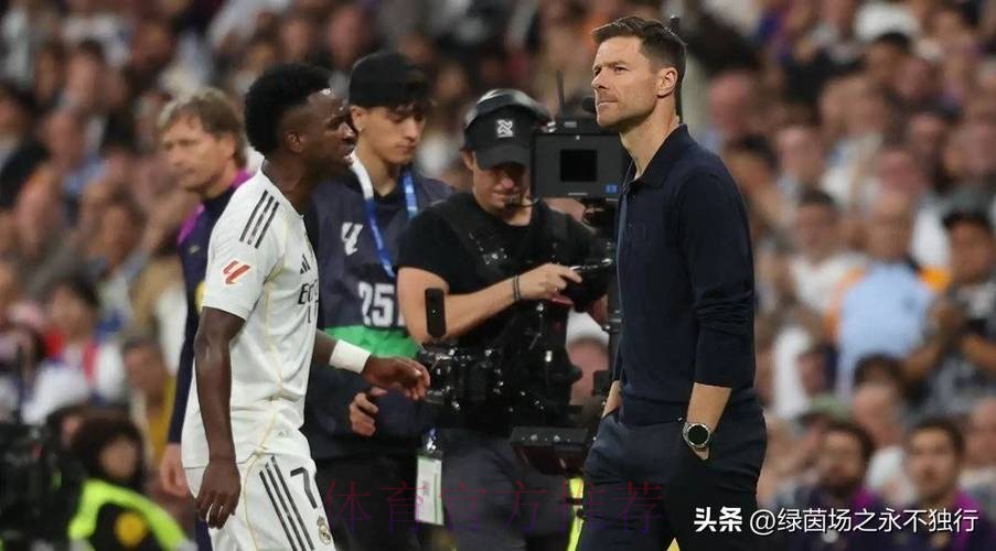 每体:皇马几乎打不出像样东西 阿隆索正受到质疑 每体:皇马几乎打不出像样东西 阿隆索正受到质疑